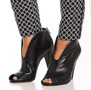 Vincent Camuto High Heels